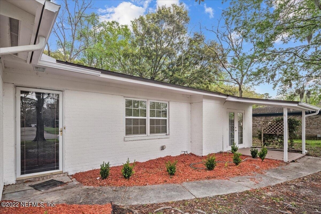 1683 Morningside Drive - Photo 29