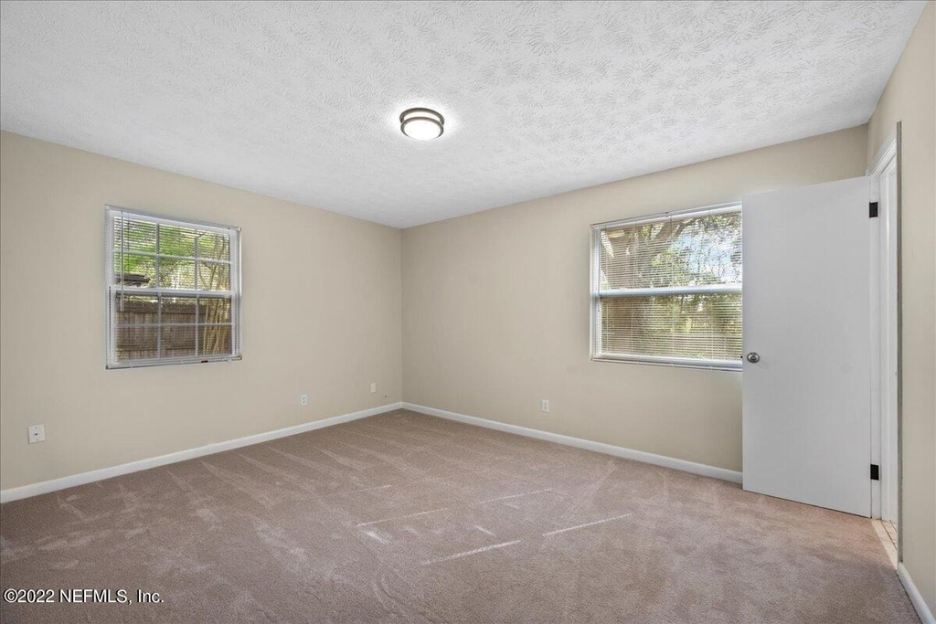 1683 Morningside Drive - Photo 21