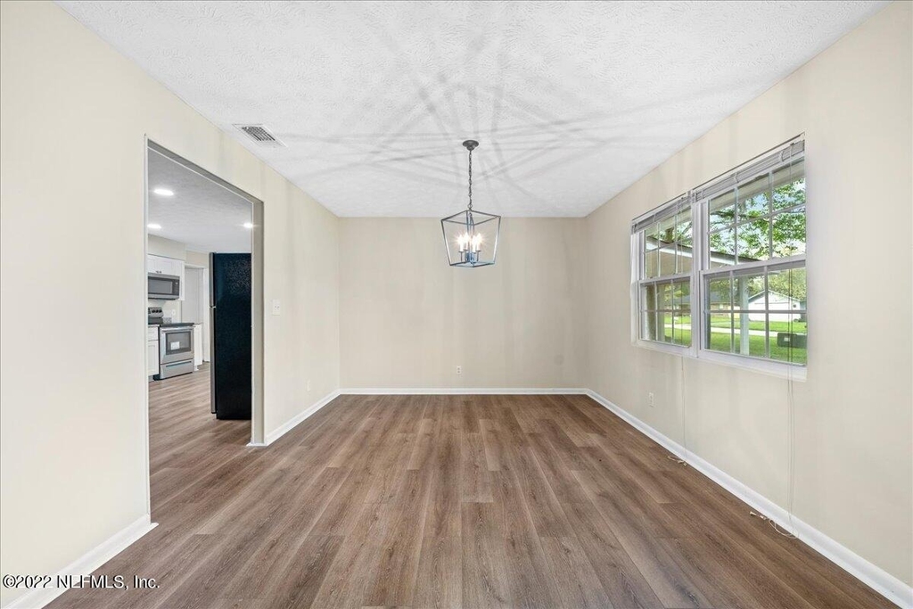 1683 Morningside Drive - Photo 7