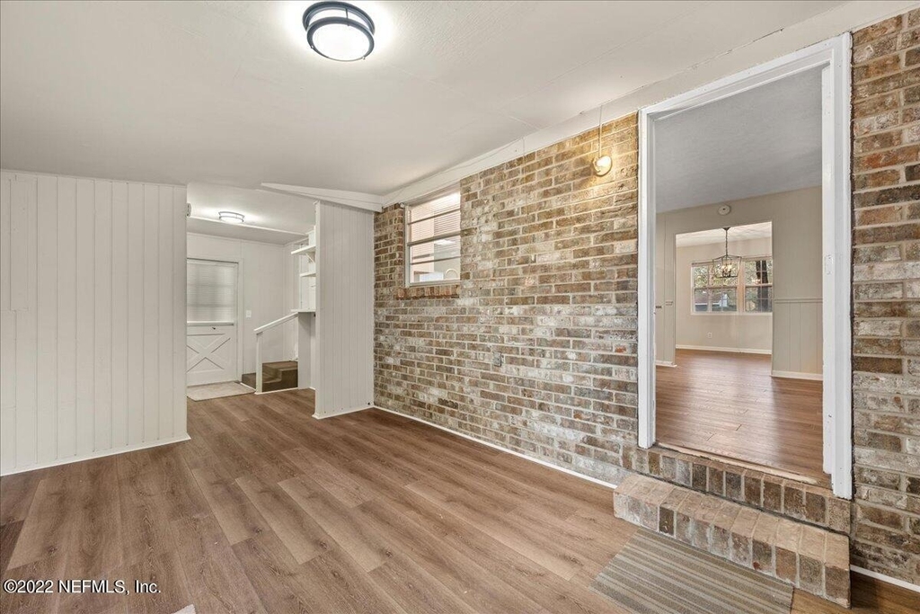 1683 Morningside Drive - Photo 13