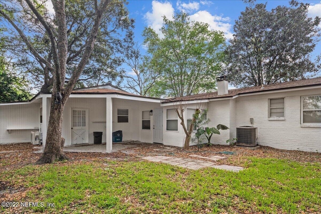 1683 Morningside Drive - Photo 27
