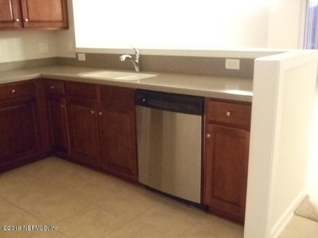 7002 Roundleaf Drive - Photo 2