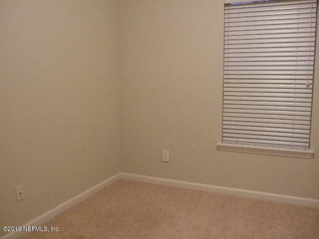 7002 Roundleaf Drive - Photo 9
