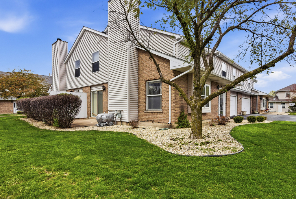 5610 W Von Avenue - Photo 2