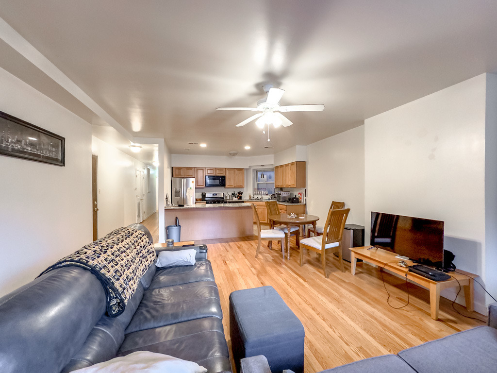 6711 N Sheridan Road - Photo 8