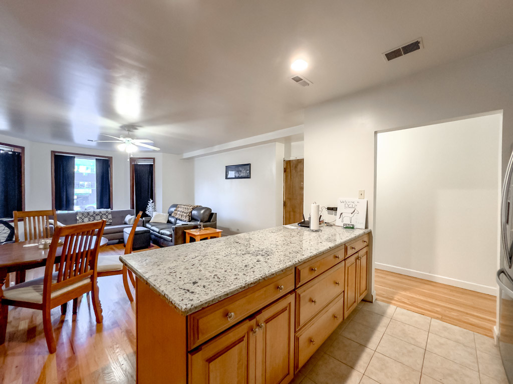 6711 N Sheridan Road - Photo 3
