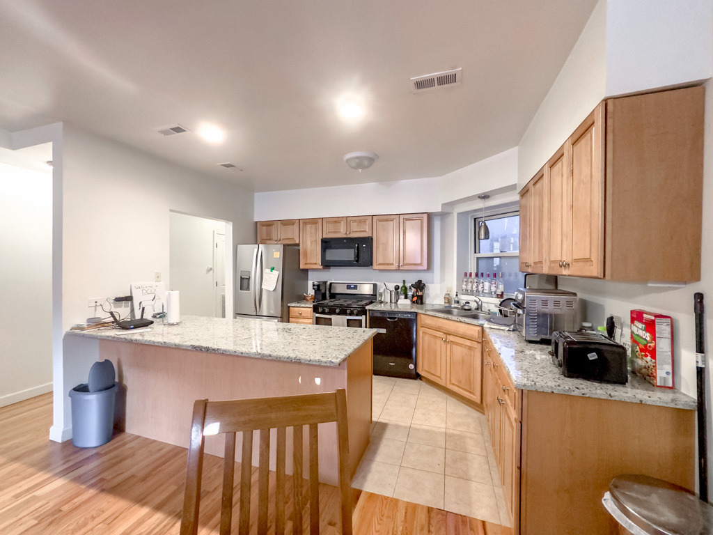 6711 N Sheridan Road - Photo 5