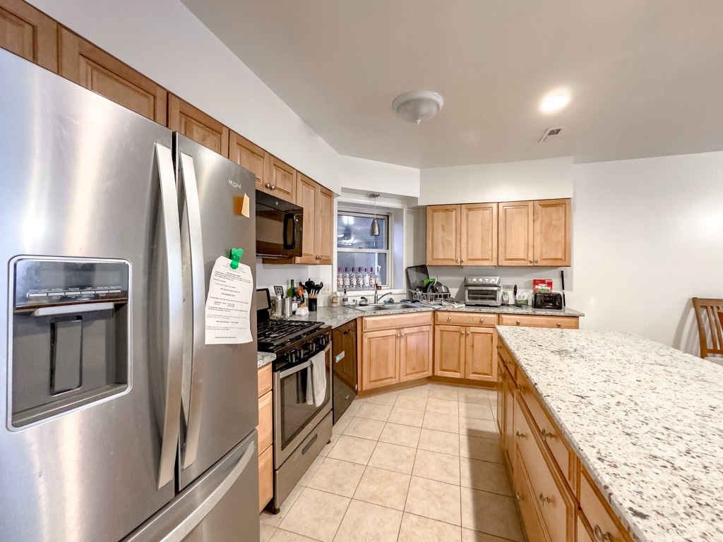 6711 N Sheridan Road - Photo 2