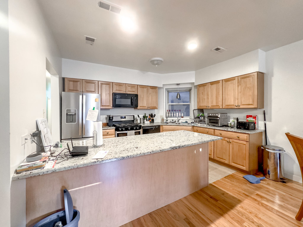 6711 N Sheridan Road - Photo 4