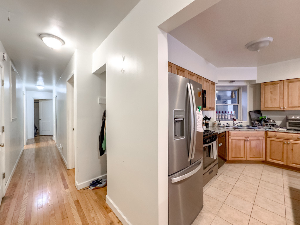 6711 N Sheridan Road - Photo 9