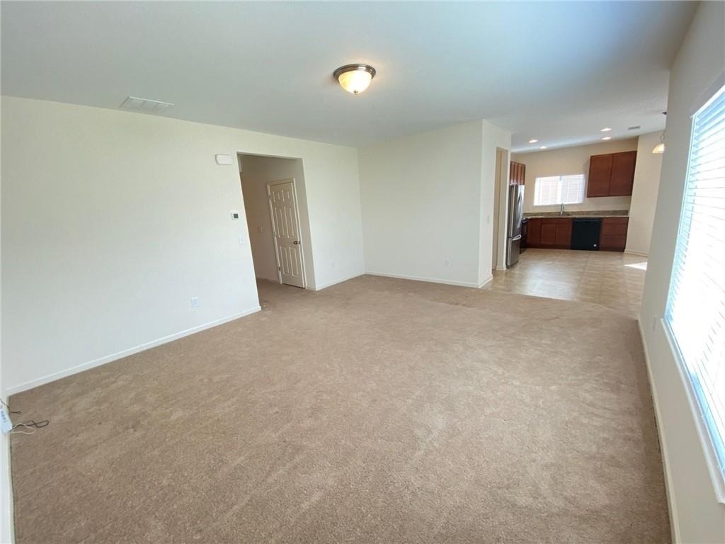 1490 Avalon Creek Road - Photo 2