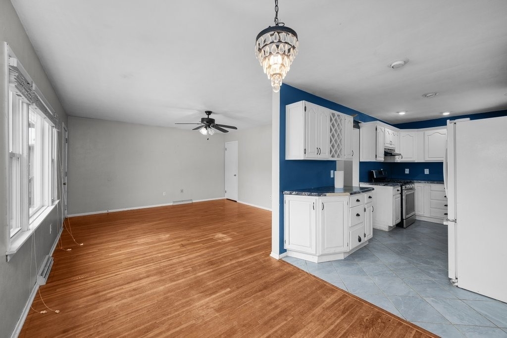 1815 Cody Street - Photo 6