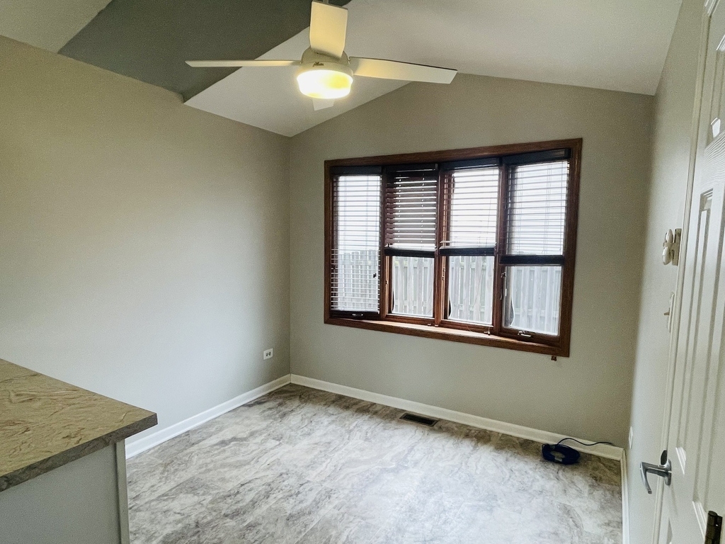 6906 Townsend Boulevard - Photo 6