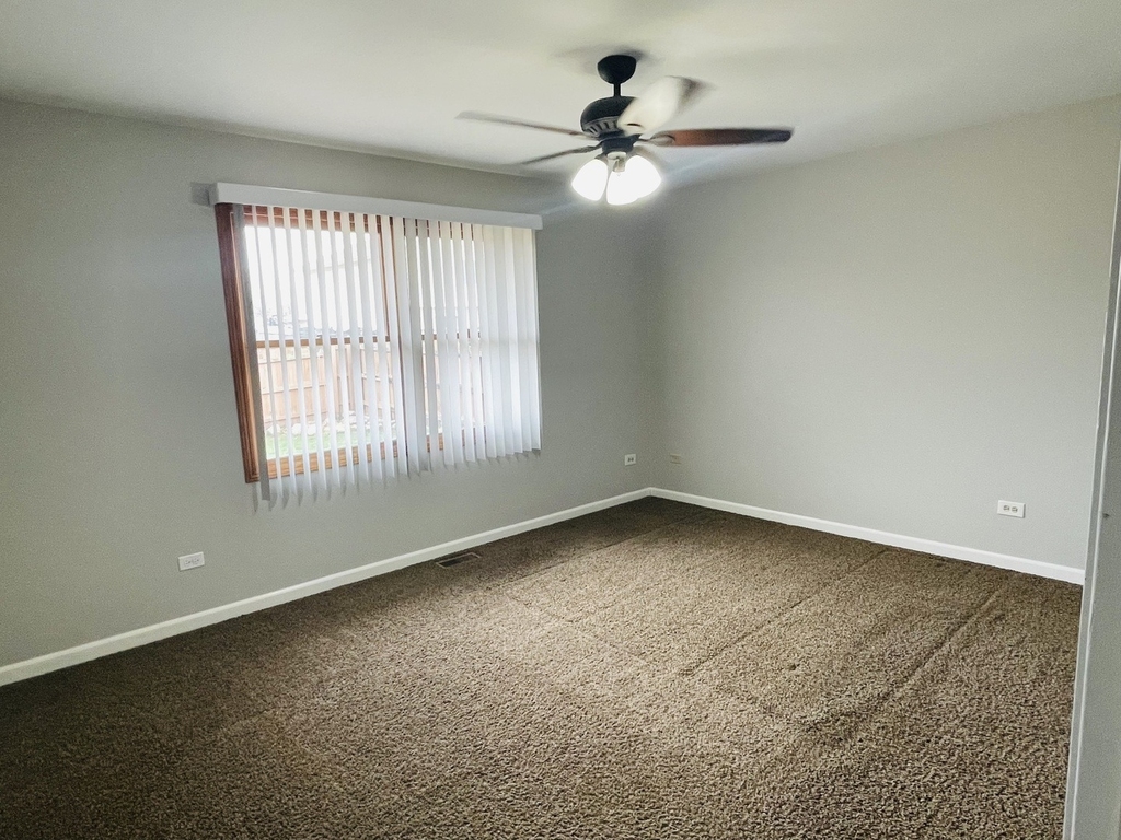 6906 Townsend Boulevard - Photo 7