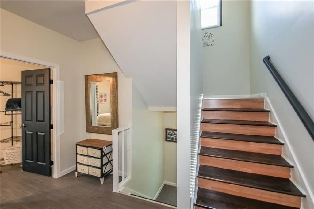 64 Moury Avenue Se - Photo 8