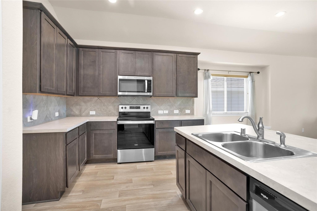 223 Shoreview Drive - Photo 17