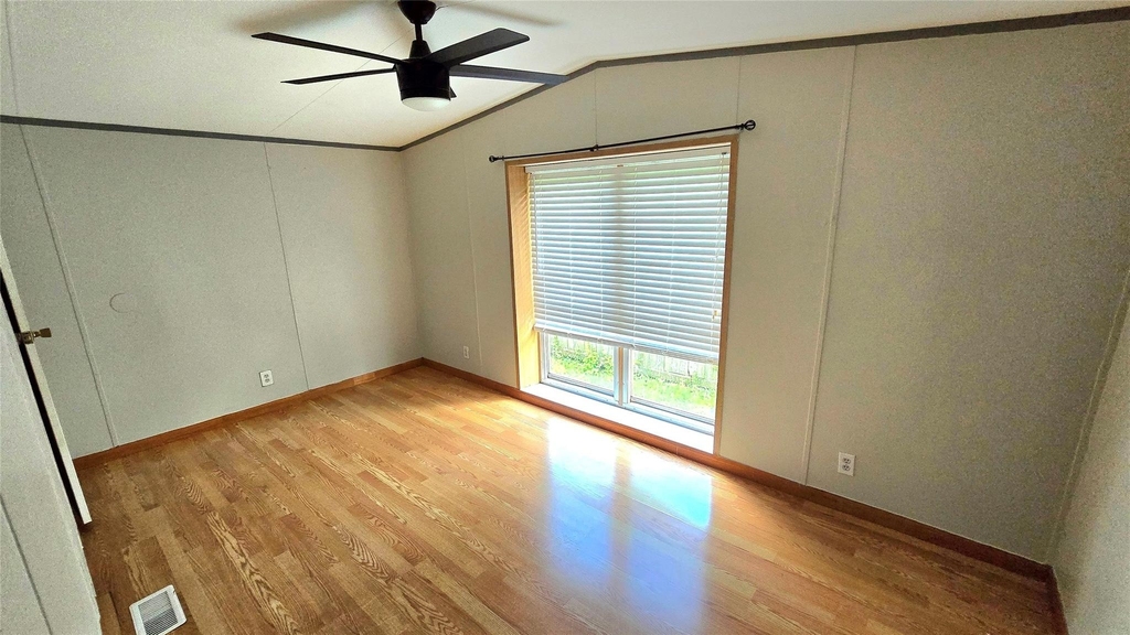4915 Sitca Street - Photo 6
