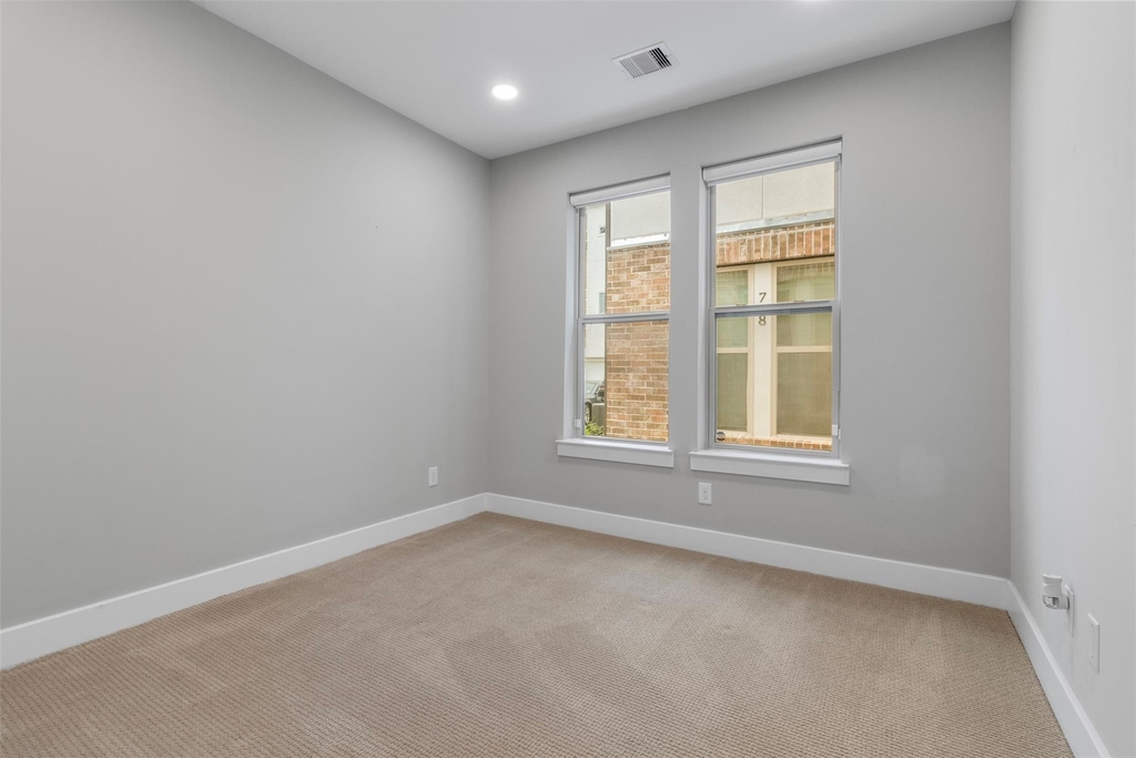 719 Schwartz Street - Photo 13