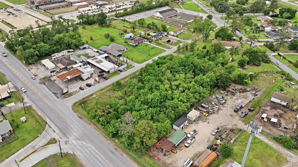1211 Sheldon Rd Road - Photo 2