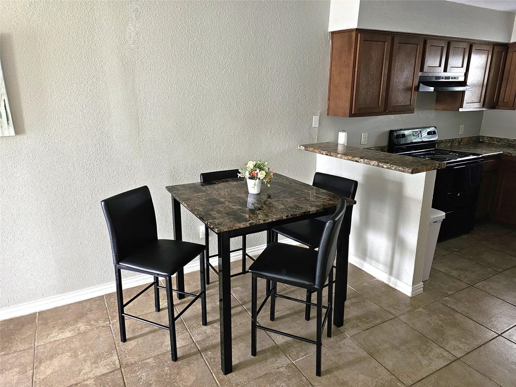 1500 Oleander Drive - Photo 7