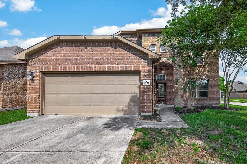 4502 Mallory Creek Drive - Photo 1