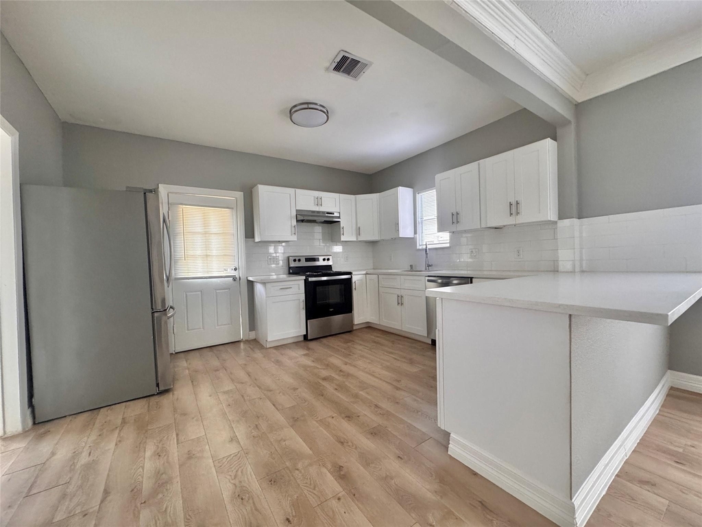 4106 Robertson Street - Photo 6