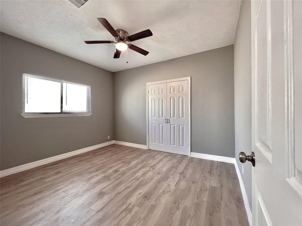 4106 Robertson Street - Photo 10