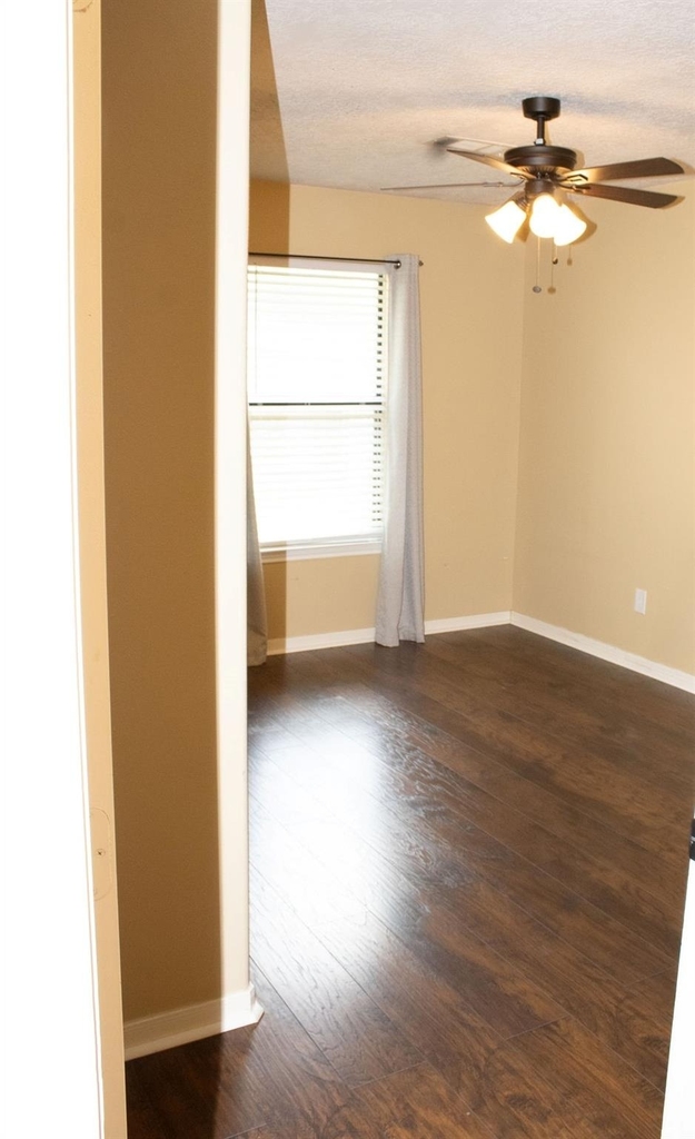 9550 Thousand Oaks Loop - Photo 17