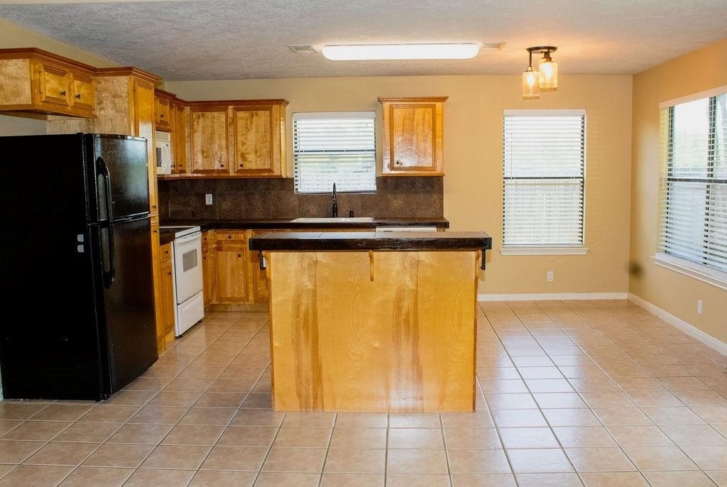 9550 Thousand Oaks Loop - Photo 10