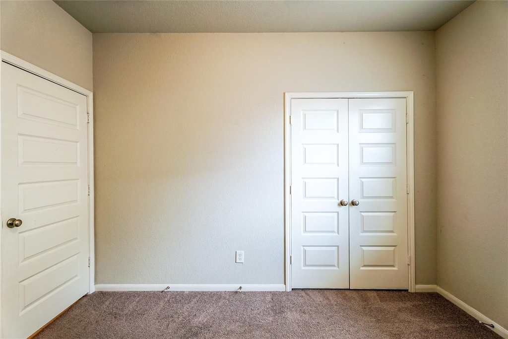 8414 Quiet Bay Drive - Photo 16
