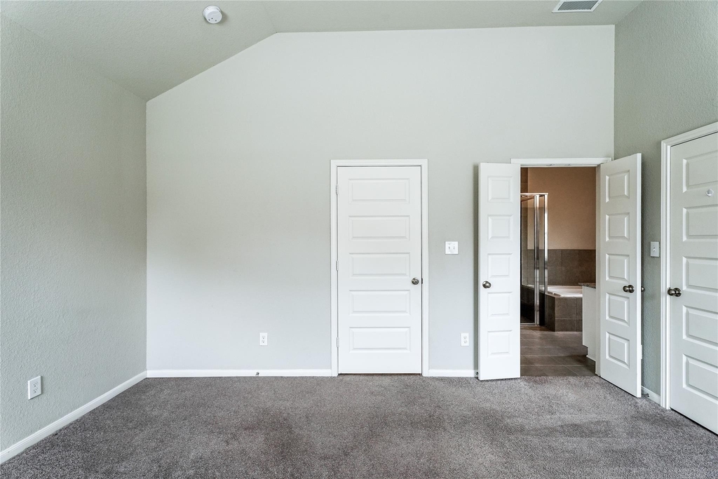 8414 Quiet Bay Drive - Photo 11
