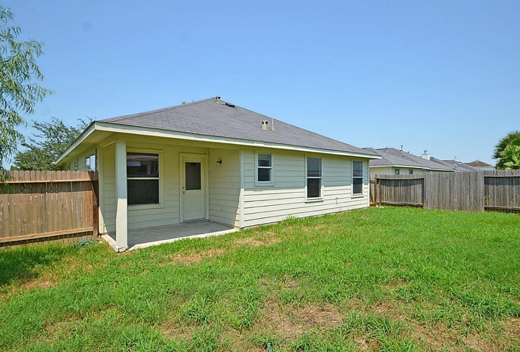 19723 Brisbane Meadows Drive - Photo 2