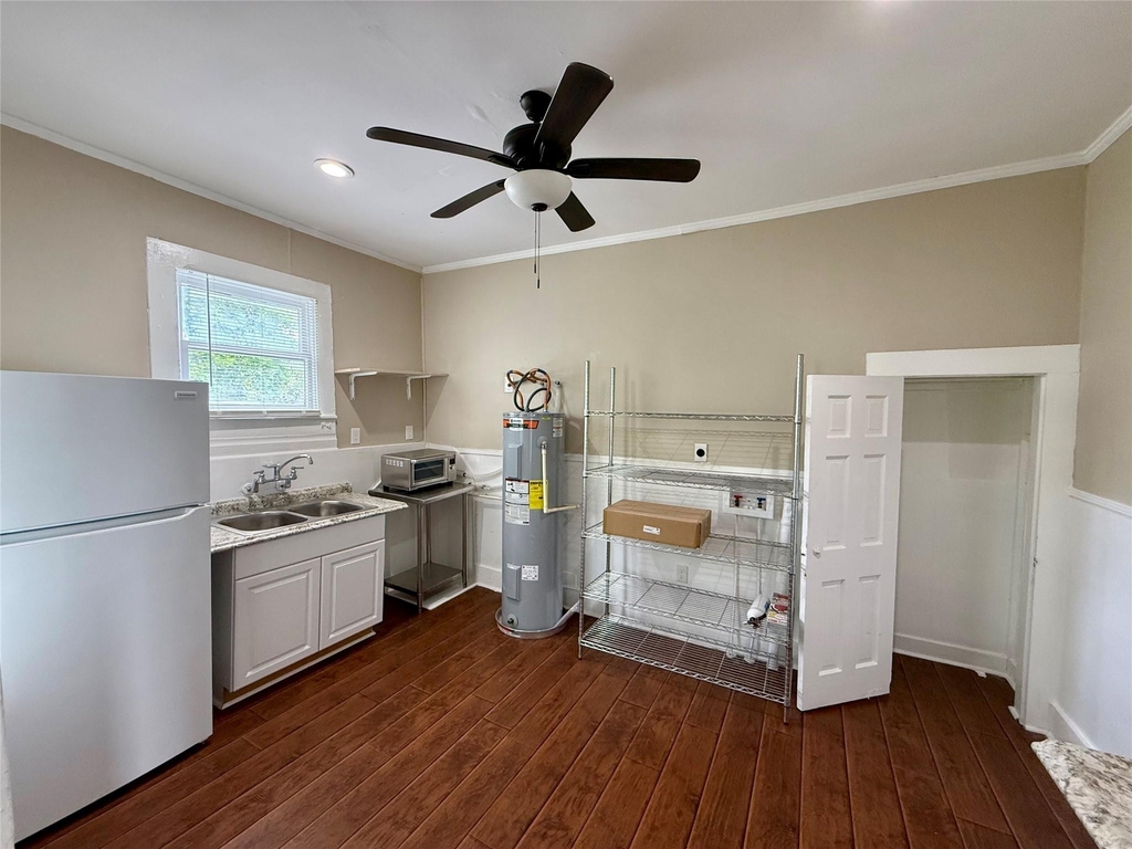 1403 14th Street - Photo 7
