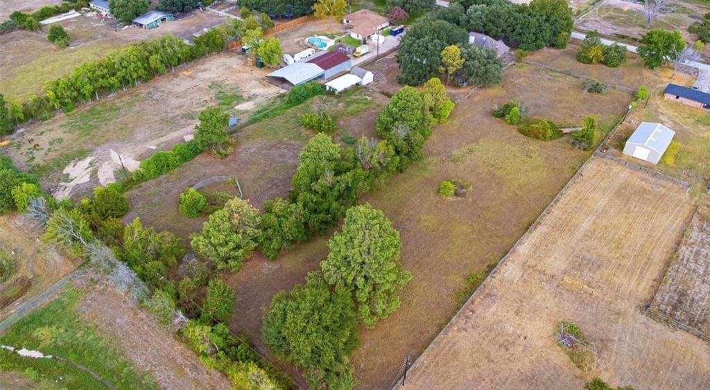 17303 Swansbury Drive - Photo 6