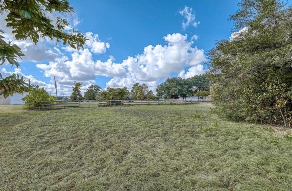 17303 Swansbury Drive - Photo 9