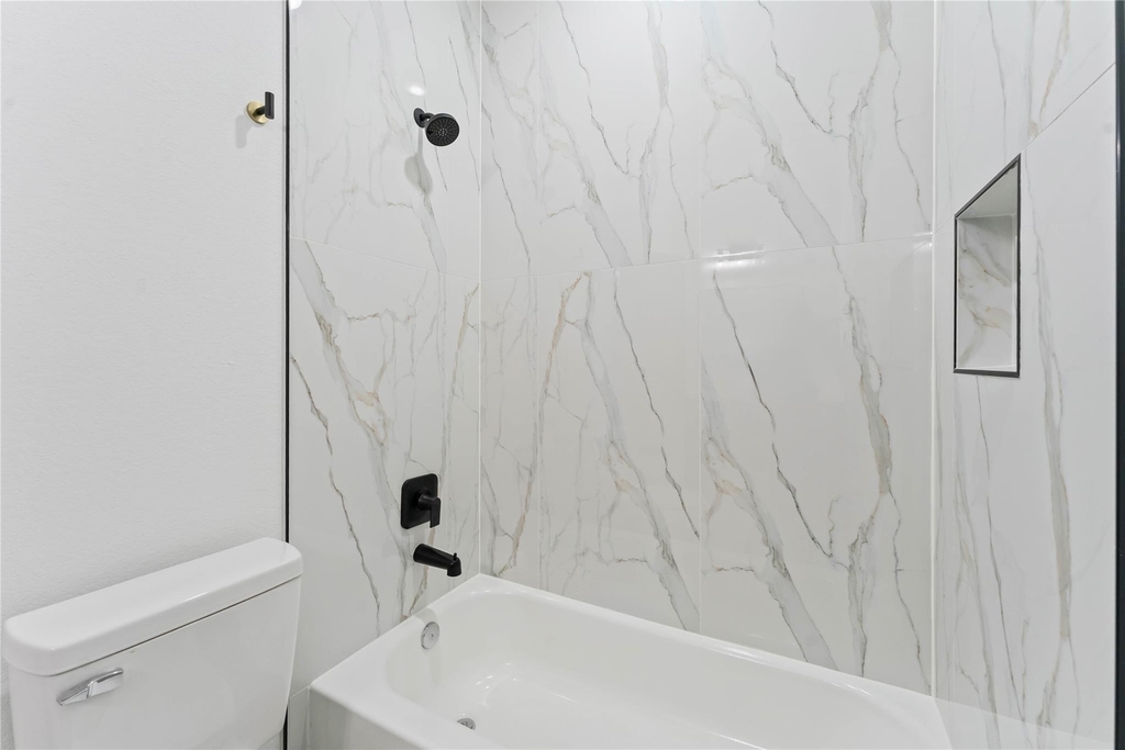 9001 Nyssa Street - Photo 14