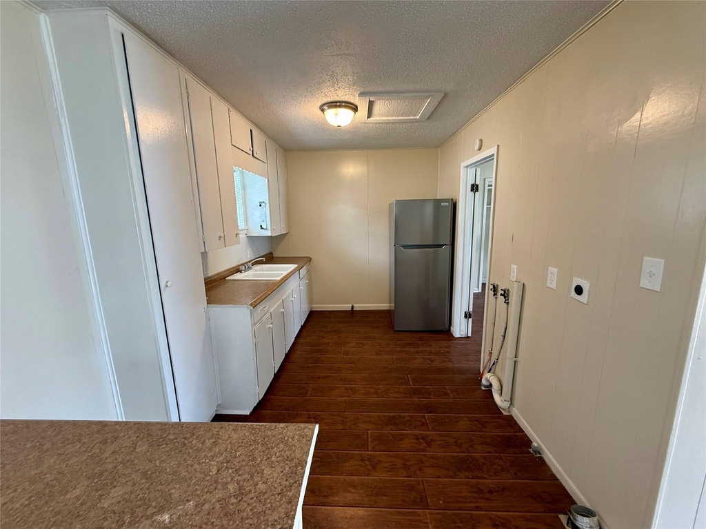 519 Mcguire Ln - Photo 3