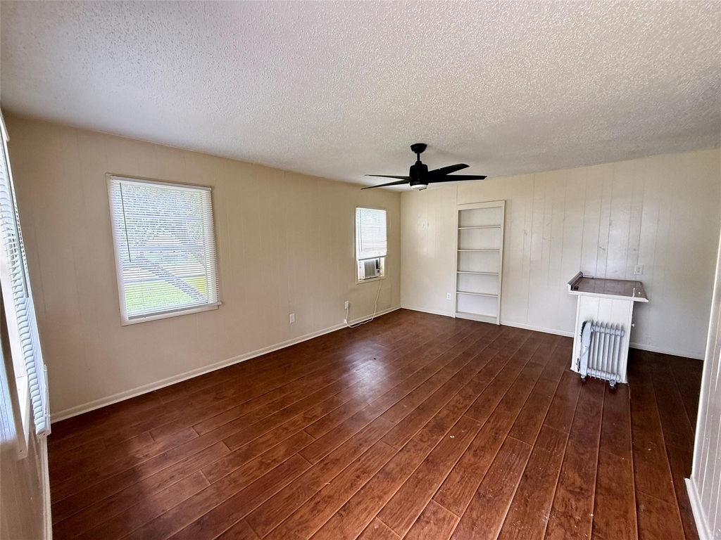 519 Mcguire Ln - Photo 2
