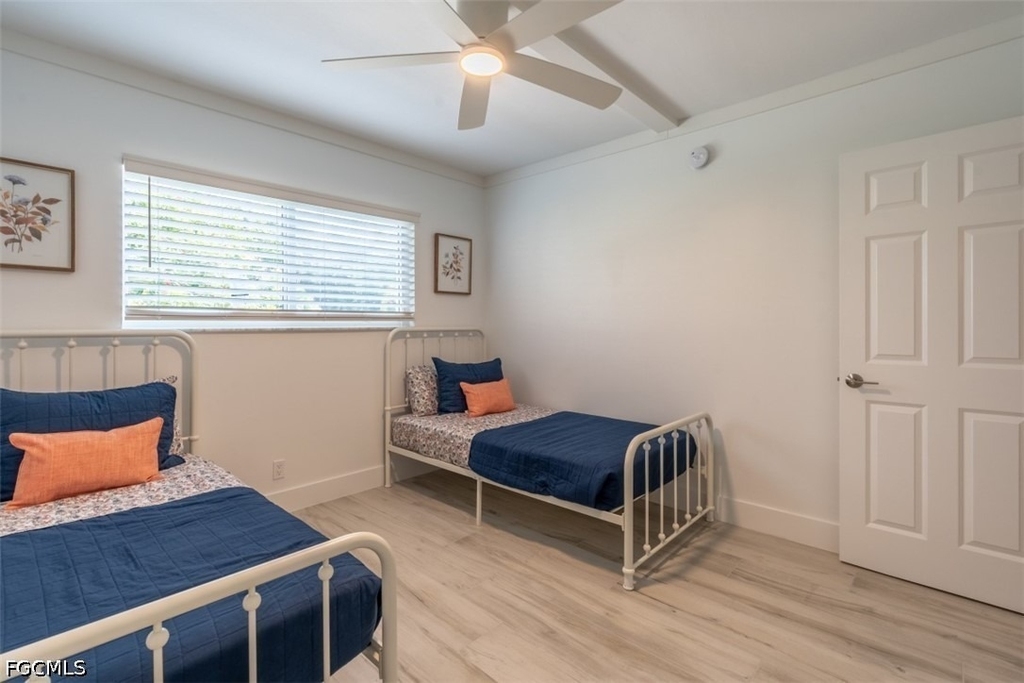1100 Gulf Shore Boulevard N - Photo 18