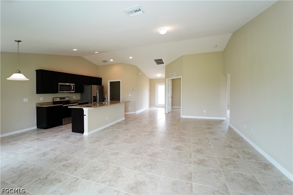 2800 Nw 25th Terrace - Photo 2