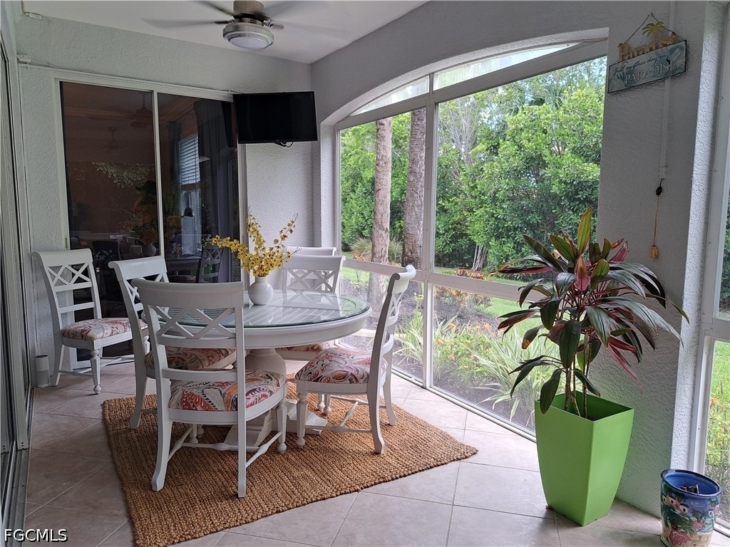 11037 Harbour Yacht Court - Photo 0
