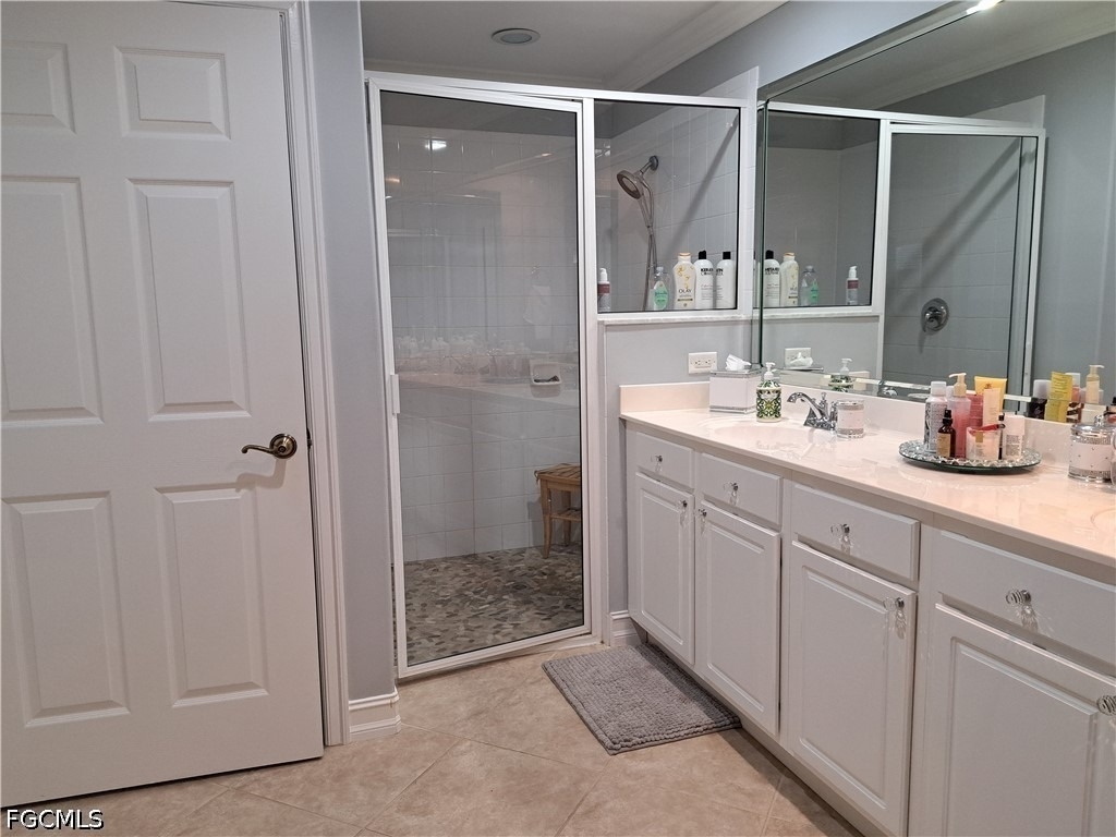 11037 Harbour Yacht Court - Photo 9