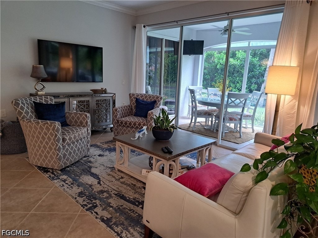 11037 Harbour Yacht Court - Photo 3