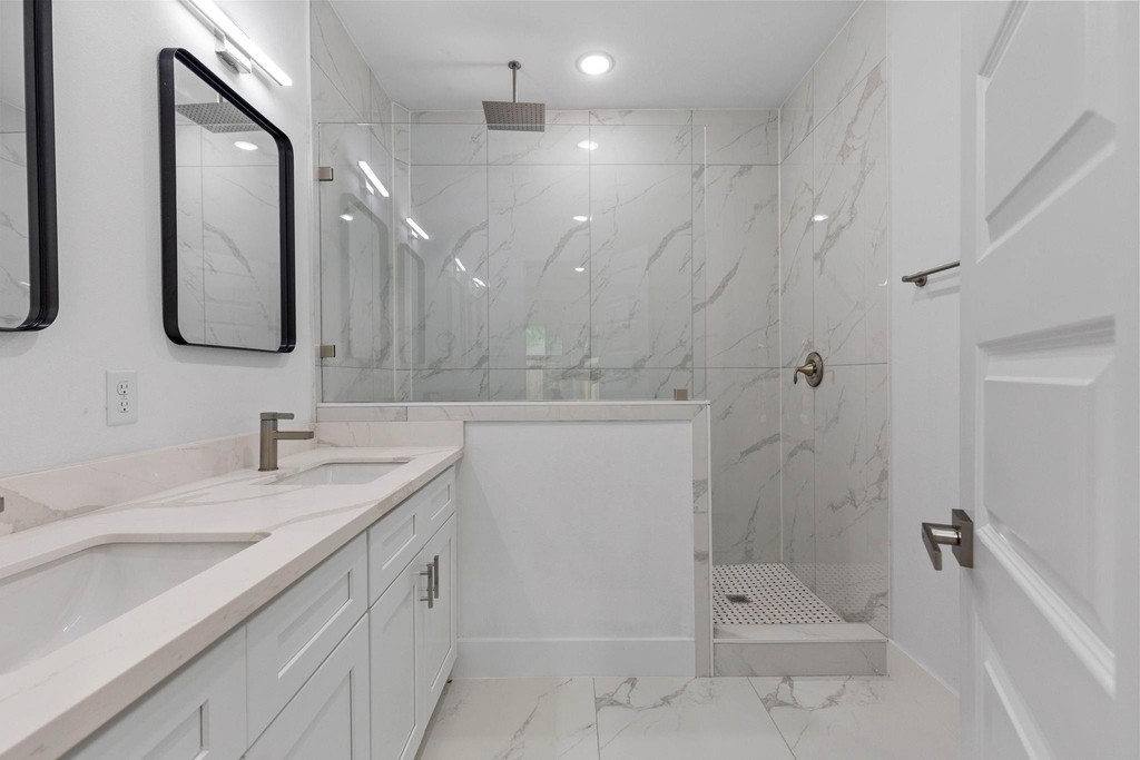 8109 Hamlet Street - Photo 13