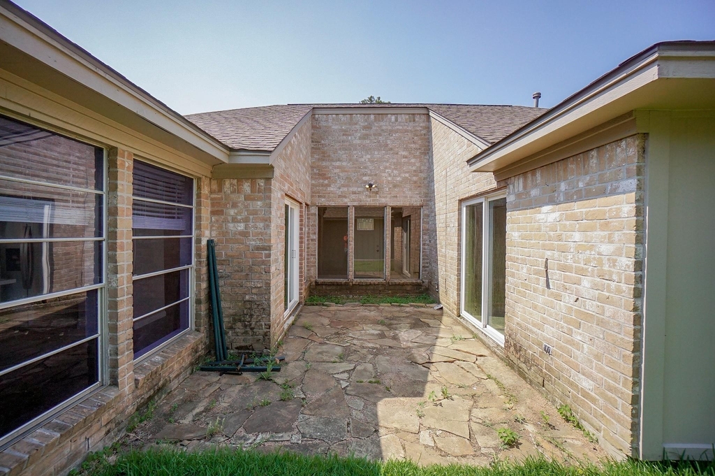 22418 Goldstone Drive - Photo 30