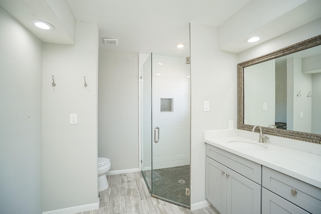 22418 Goldstone Drive - Photo 18