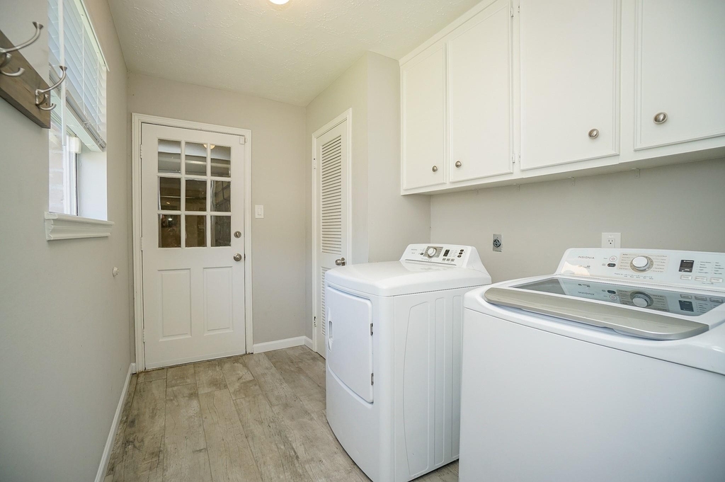 22418 Goldstone Drive - Photo 12