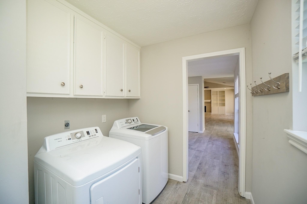22418 Goldstone Drive - Photo 13