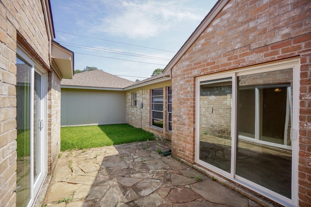 22418 Goldstone Drive - Photo 29
