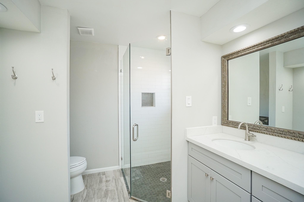 22418 Goldstone Drive - Photo 17